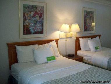 Motel Days By Wyndham Little Rock/medical Center 2*